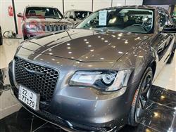 کرایسلەر 300